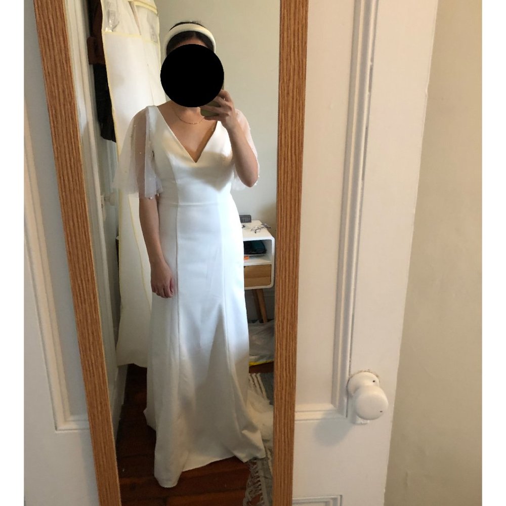 NEW Elegant Wedding Dress - AW Bridal - Size 4/6